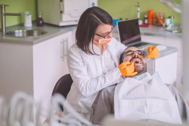 Best Tooth Infection Emergency Dentist  in Windcrest, TX